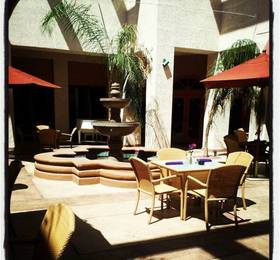 Hilton Phoenix Airport  в Финиксе