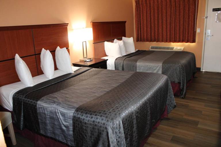 Rancho California Inn 