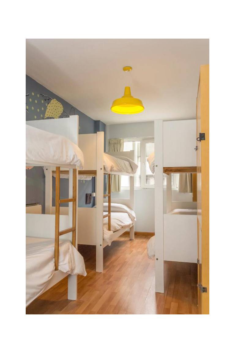Circus Hotel & Hostel 