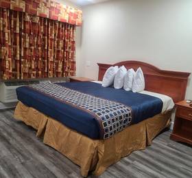 Majestic Inn & Suites  в Кламат-Фолсе