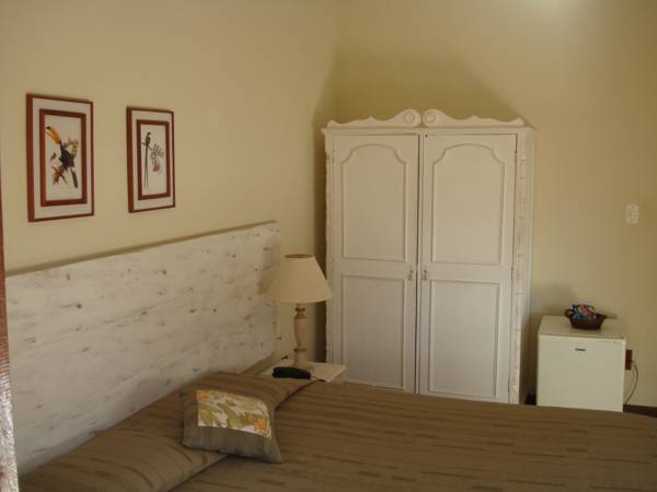 Riverside Park Hotel 