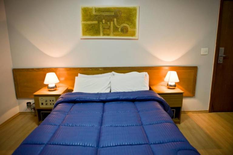 Carillon Plaza Hotel 