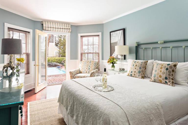 Brass Key Guesthouse 