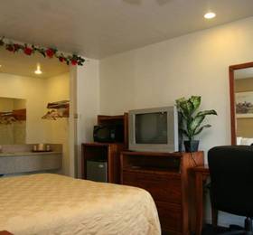 Budget Inn Riverside  в Риверсайде
