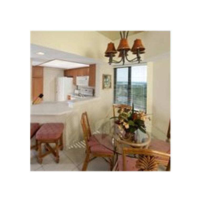 Pointe Estero Resort 