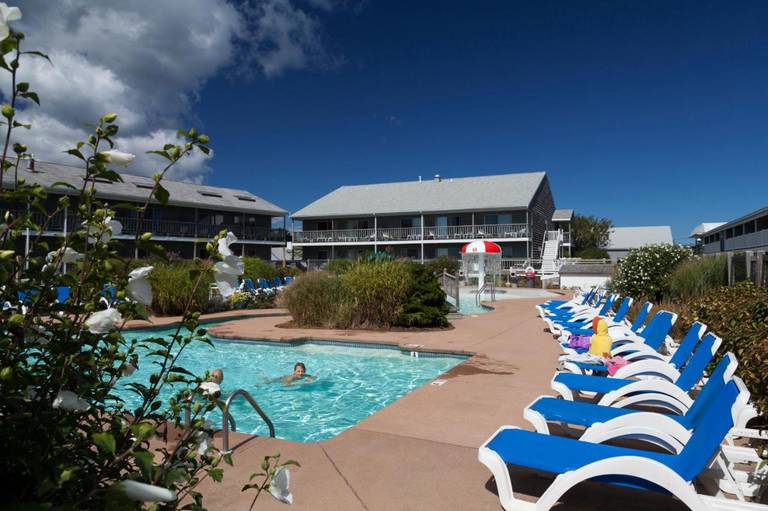 Riviera Beach Resort 