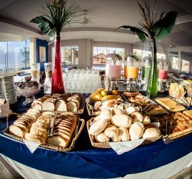 De Rose Praia Hotel  в Торрисе