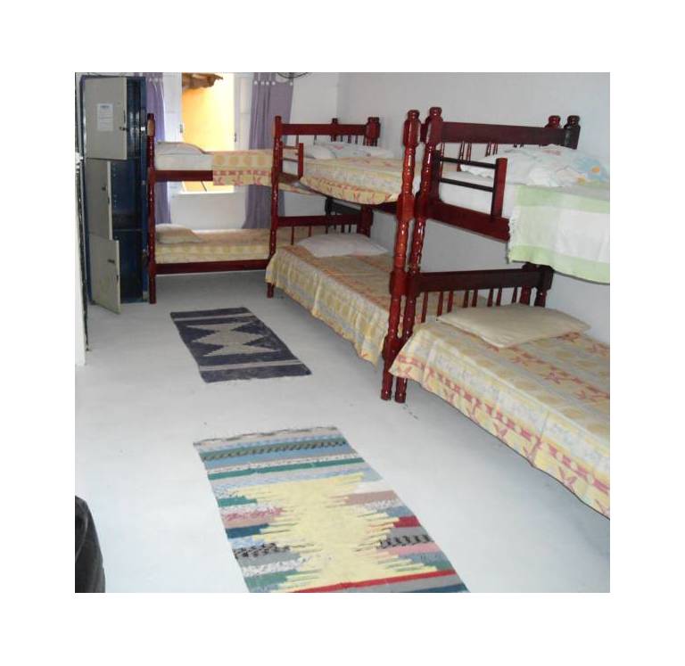 Studio Beach Hostel 