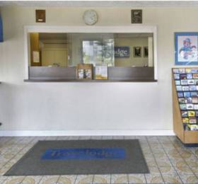 Travelodge Sandusky  в Сандаски