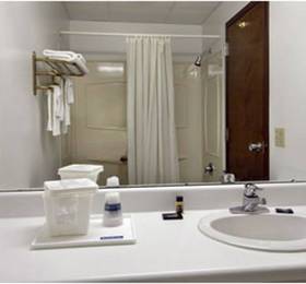 Туры в Travelodge Sandusky  в США