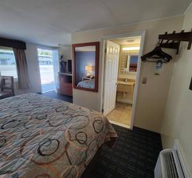 American Host Motel  в Уэст-Ярмуте
