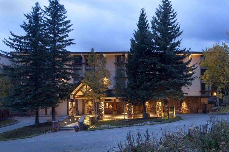 The Stonebridge Inn 