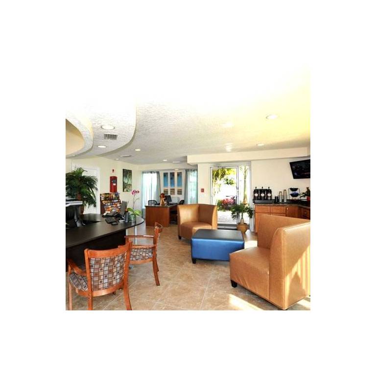 Coconut Cove Resort 