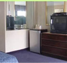 Brentwood Motor Inn  в Саут-Ярмуте