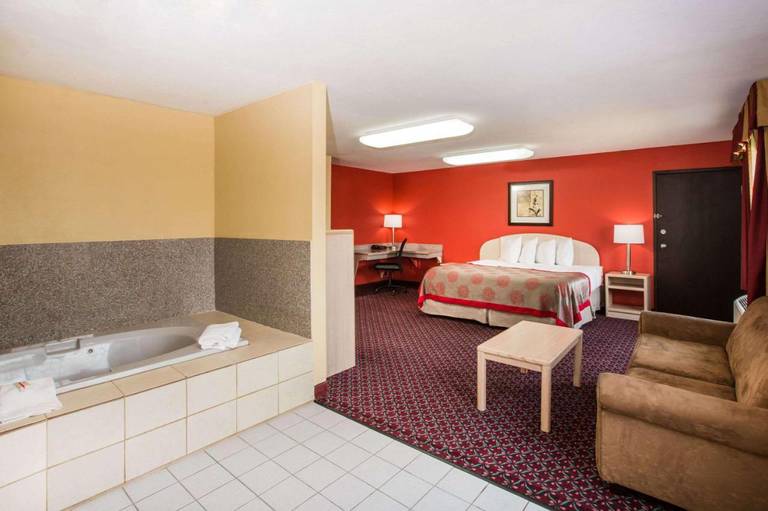 Ramada Sioux Falls 
