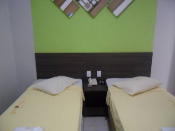 Center Plaza Hotel 