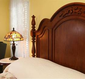 Туры в Albert Stevens Inn в США