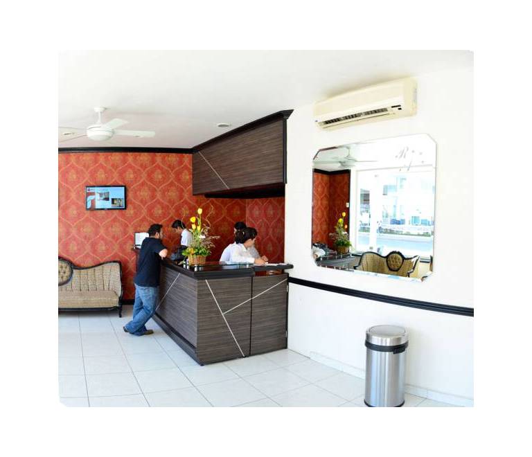 Real Avenida Hotel 