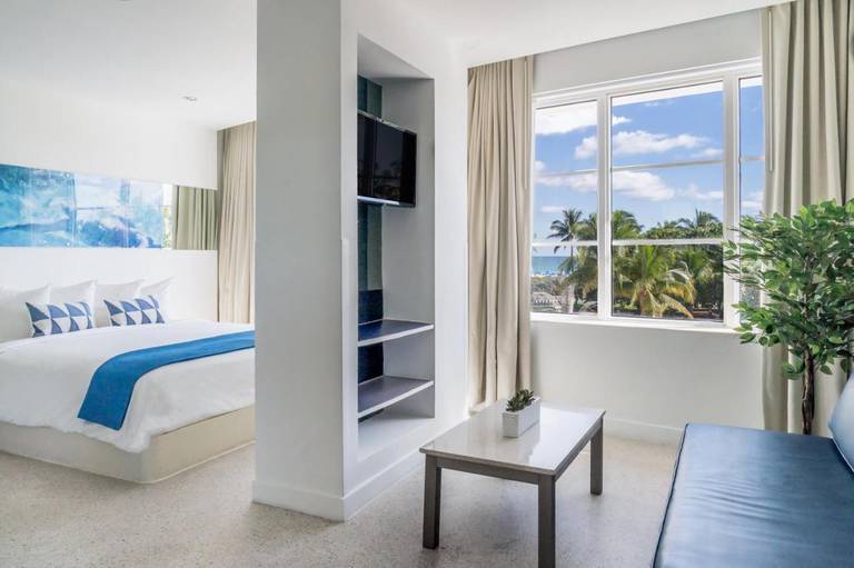 Clevelander Hotel