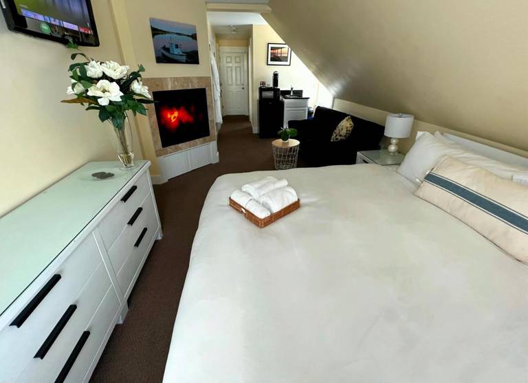 Lotus Guest House 
