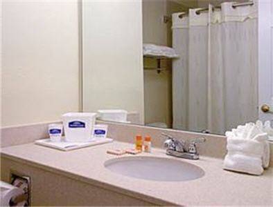 Home Inn & Suites  3* США, Монтгомери