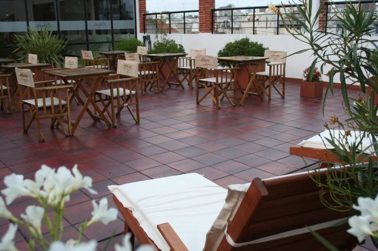 Duomi Plaza Hotel 