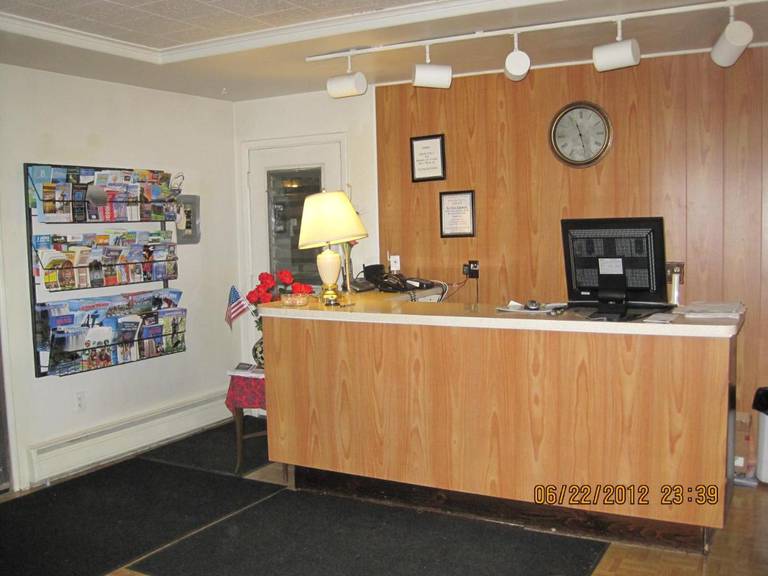 Driftwood Suites 