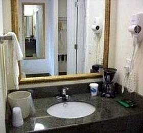 Ramada Brunswick  в Брунсвике