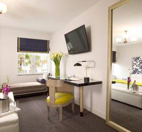 Hotel Breakwater South Beach в Майами-Биче