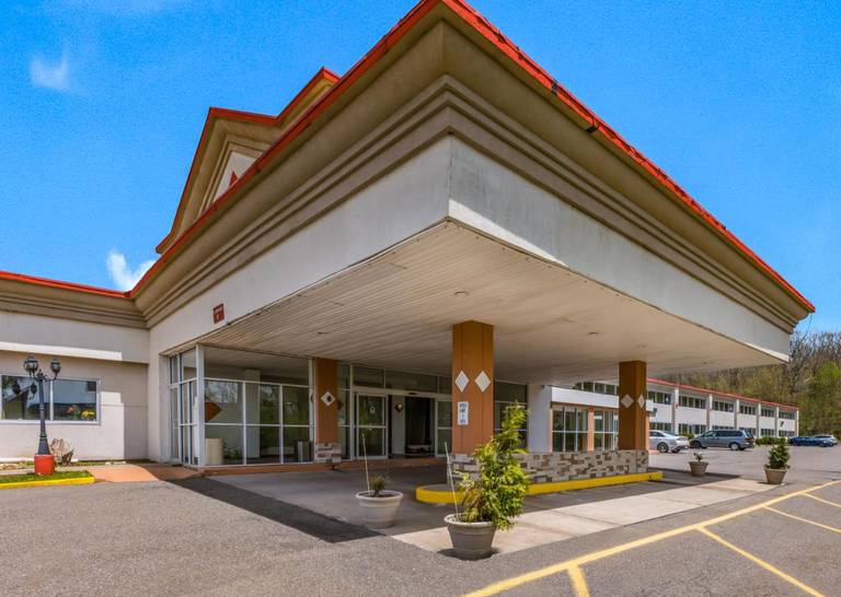 Ramada Hazleton 