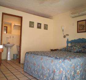 Hotel Mercurio - Gay Friendly в Пуэрто-Вальярте