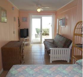 Yellowtail Inn  в Маратоне