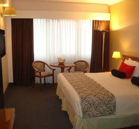 Centuria Hotel  в Буэнос-Айресе