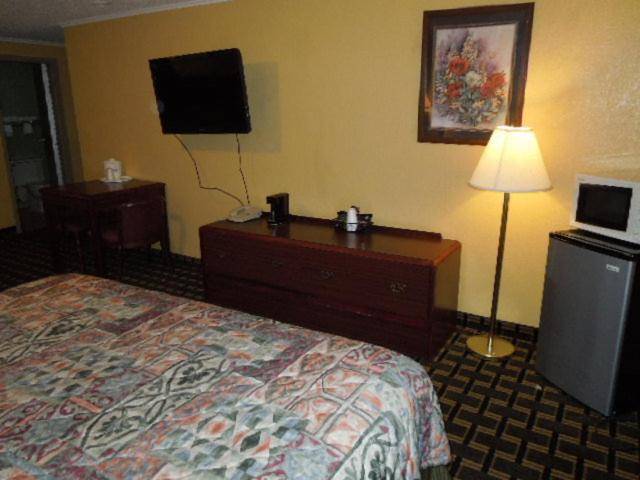 Boulevard Inn  1* США, Амхерст