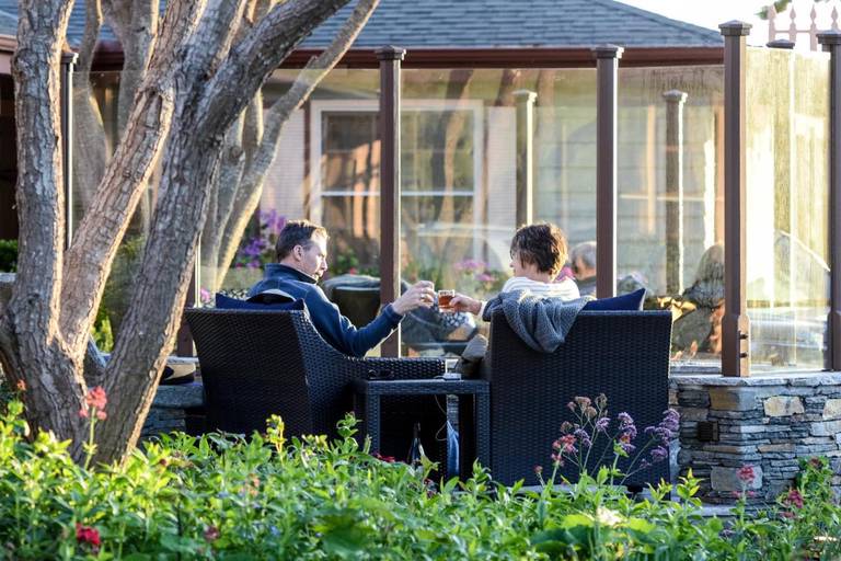 Sea Otter Inn 