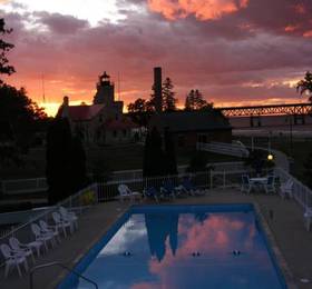 Riviera Motel  в Макино-Сити