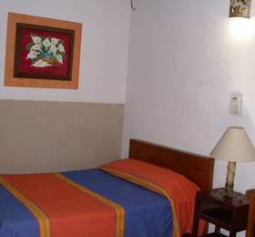 Hotel Azteca  в Пуэрто-Вальярте