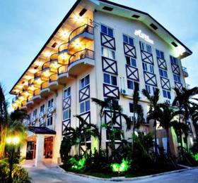Agus Hotel  в Мактане