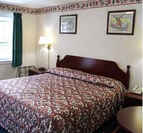 Lenox Inn  в Леноксе