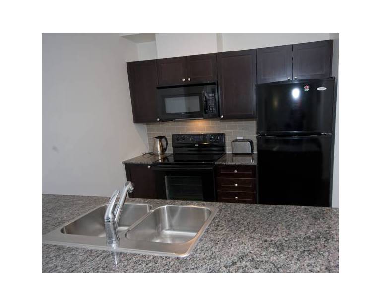 Whitehall Suites - Mississauga Furnished Apartments