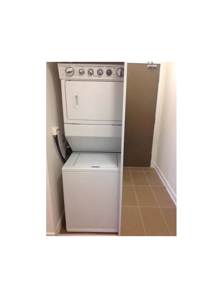 Royal Stays Furnished Apartments - Square One