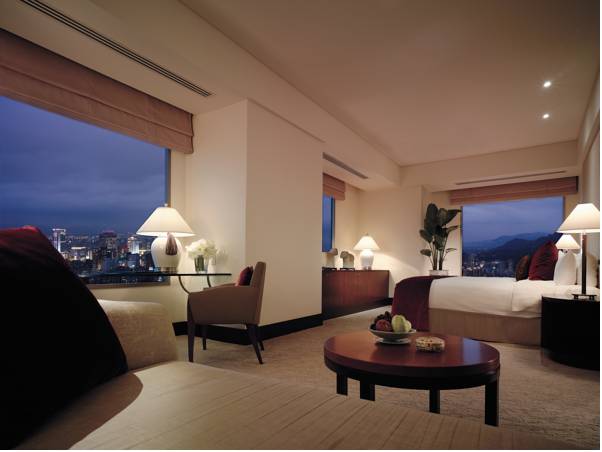 Shangri-la's Far Eastern Plaza Hotel, Taipei