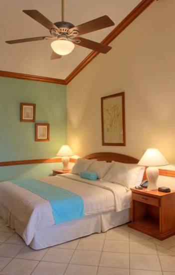 Best Western Belize Biltmore Plaza Hotel 4* Белиз, Белиз-Сити