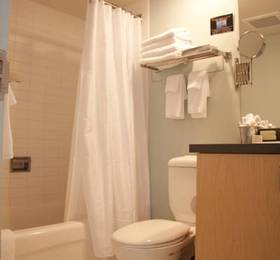 Туры в Simon Hotel at Simon Fraser University в Канаде