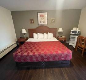 Туры в EconoLodge Inn & Suites - Pembroke в Канаде