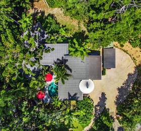 Azabu Nature Guesthouse Byron Bay в Байрон-Бее