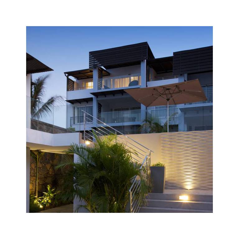 Plage Bleue Beachfront Apartments