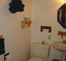 Columbia Valley Bed and Breakfast в Голдене