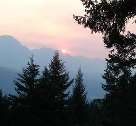 Le Beausoleil Bed and Breakfast в Голдене