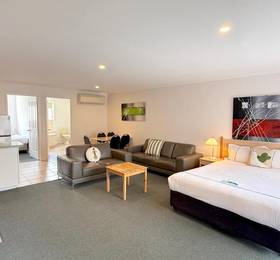 Beachcomber Motel & Apartments в Аполло-Бэй